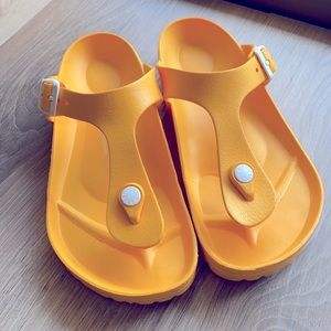 Birkenstock GIZEH EVA SANDAL size 37, scuba yellow
